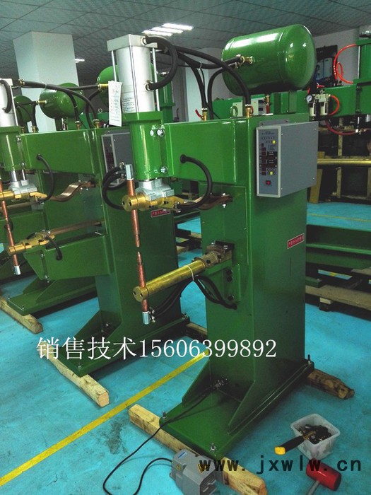 北方DN排焊機(jī) 自動(dòng)化焊接設(shè)備氣動(dòng)交流焊機(jī) 山東青島中頻焊機(jī)