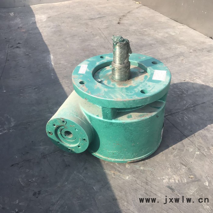 陜西鵬齊直銷蝸輪蝸桿減速機(jī)小型臥式變速機(jī)現(xiàn)貨微型渦輪立式減速機(jī)