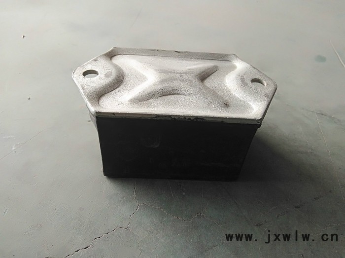 宇通配件1001-01290 發(fā)動(dòng)機(jī)前懸置軟墊  宇通原廠配件