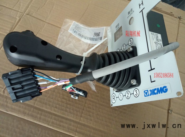 徐工XS223J壓路機變速器 電子換擋器 變速手柄 換檔桿 電控變速器 配件 廠家 售后