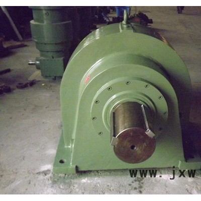 供應(yīng)環(huán)冷機(jī)用星輪減速機(jī)