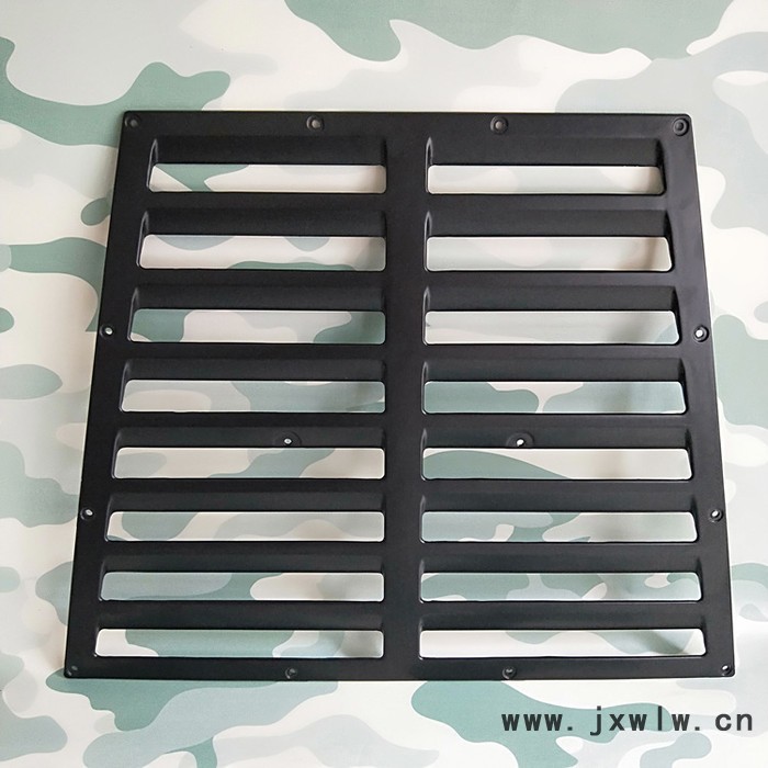 東風(fēng)猛士EQ2050B軍車引擎蓋機(jī)蓋發(fā)動機(jī)罩蓋上格柵84C21-02011