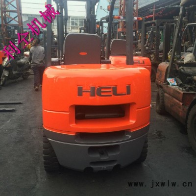 供應(yīng)揚(yáng)州二手合力3噸 3.5噸 4噸五十鈴發(fā)動(dòng)機(jī)內(nèi)燃叉車 **特賣