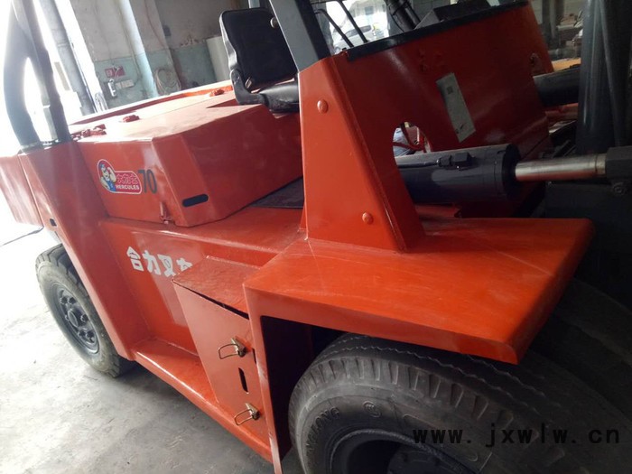 供應(yīng) 二手叉車     合力7T液力叉車    錫柴   6110發(fā)動機(jī)