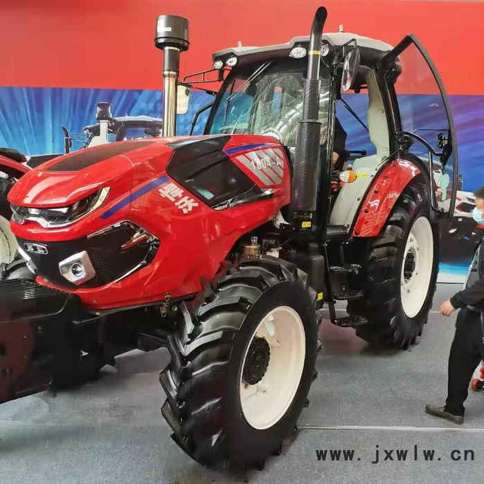 大馬力拖拉機(jī) 雷沃2004拖拉機(jī) 大橋高配 原廠空調(diào) 渦輪增壓 玉柴發(fā)動機(jī) 柴油拖拉機(jī)