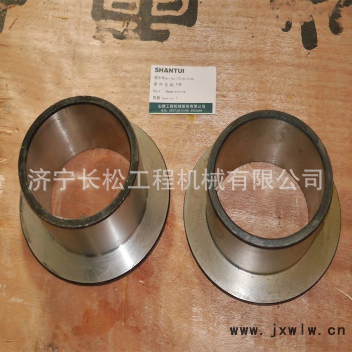 山推推土機(jī)配件SD32缸蓋4915442 推土機(jī)發(fā)動(dòng)機(jī)NT855氣缸蓋4915442