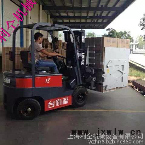 供應(yīng)二手合力CPCD-3噸平夾包叉車 4米5圓抱夾叉車進(jìn)口發(fā)動(dòng)機(jī)磚夾 鋼管夾叉車