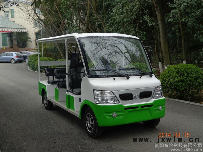 山西觀光車廠家，東怡燃油觀光車14座全國招商，性價比高，中置后驅(qū)發(fā)動機燃油觀光車機，動力提升20%，東怡燃油車14座