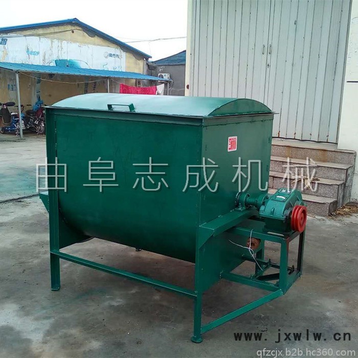 直銷大型高效臥式飼料攪拌機(jī)青貯飼料混合設(shè)備省時(shí)省力