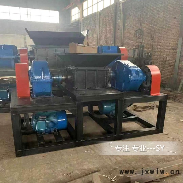 供應(yīng)廢品粉碎設(shè)備撕碎設(shè)備垃圾撕碎機(jī)價(jià)格雙軸撕碎機(jī)使用壽命汽車外殼撕碎機(jī)圖片