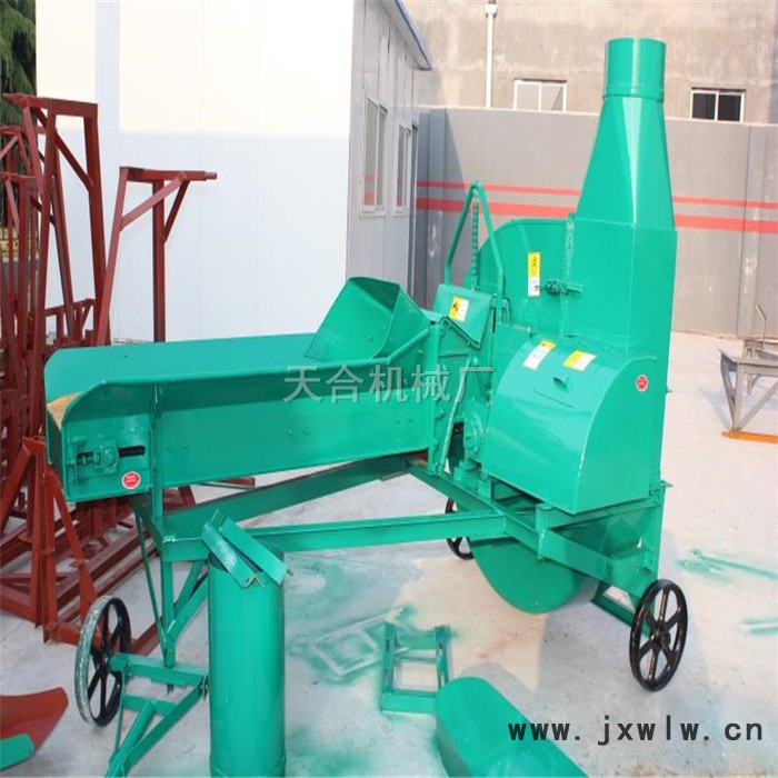稻草粉碎機(jī)壓塊圖片 花生秧玉米秸稈粉碎機(jī)報(bào)價(jià) 新式除塵粉碎設(shè)備