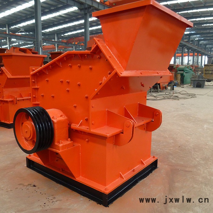 直銷 新型液壓制砂機(jī) 礦石細(xì)碎制砂機(jī) 石料粉碎設(shè)備