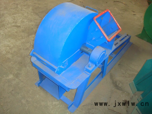供應(yīng)削片粉碎機(jī) 各種型號(hào)  木材粉碎機(jī) 木頭粉碎設(shè)備