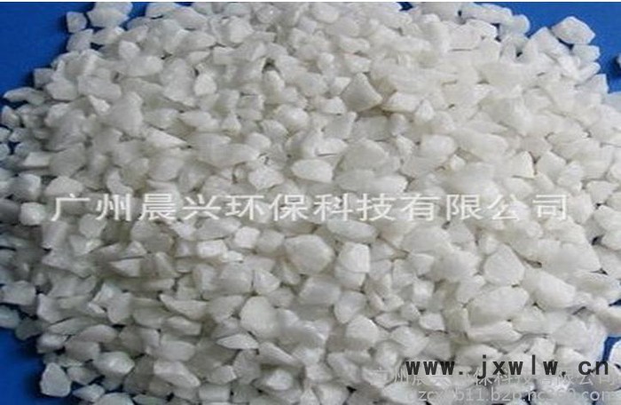 特價(jià)供應(yīng)水處理過(guò)濾用石英砂 2-4mm石英砂  井水過(guò)濾設(shè)備專(zhuān)用 50KG每包 其它過(guò)濾材料有錳砂活性炭