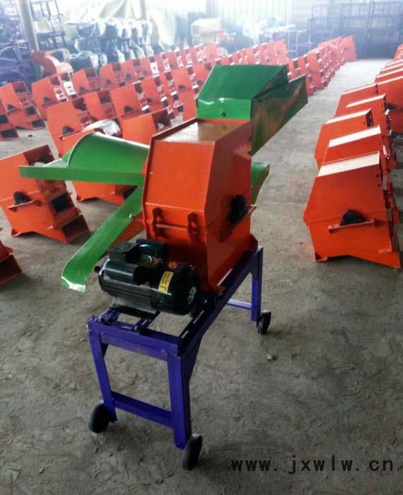 自動化鍘草設(shè)備 家用小型鍘草機(jī) 小型揉草機(jī) 粉碎設(shè)備 切草設(shè)備