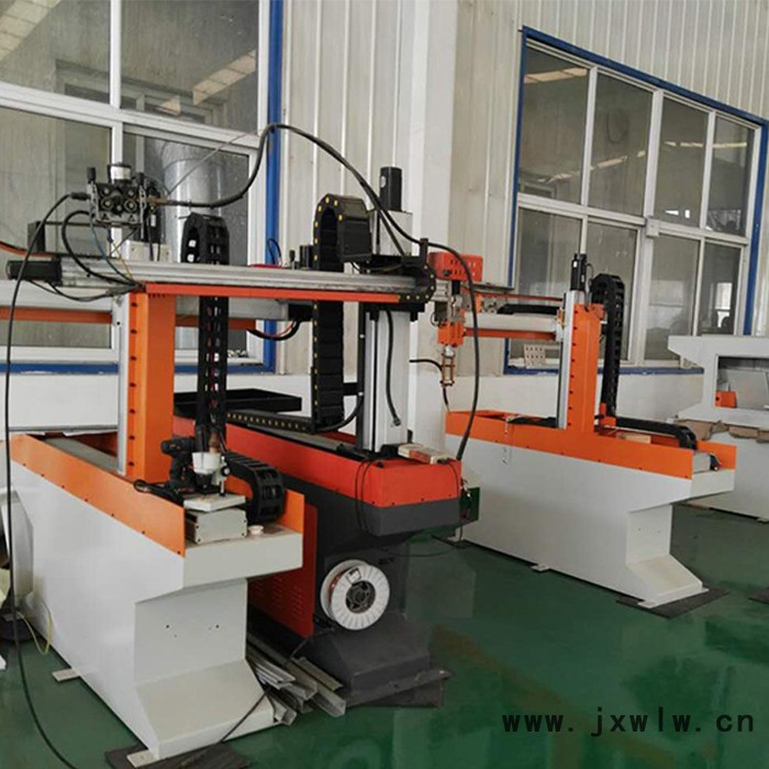 非標(biāo)定制工業(yè)機(jī)器人 自動(dòng)焊接設(shè)備 工業(yè)機(jī)器人
