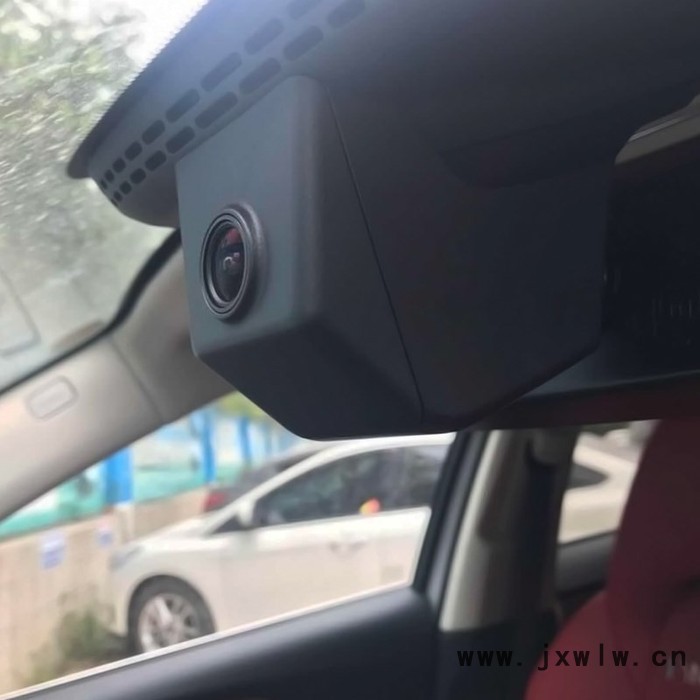 坤之達(dá)供應(yīng)領(lǐng)克專用行車記錄儀 原車原貌無(wú)損安裝行車記錄儀廠家 手機(jī)APP互聯(lián)記錄儀