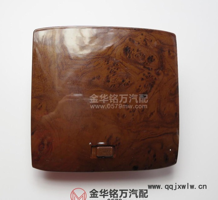 直銷五菱之光揚(yáng)光前儀表臺(tái)工具箱儲(chǔ)物盒副雜物箱組件配套品質(zhì)