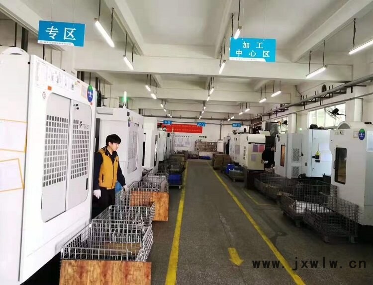 邁傳減速機(jī) RSKF齒輪減速機(jī) 硬齒面減速機(jī) 斜齒輪減速機(jī) 廠家直供 邁傳減速機(jī) RSKF齒輪減速機(jī) 硬齒面減速機(jī) 斜齒輪減速機(jī) 廠家直供